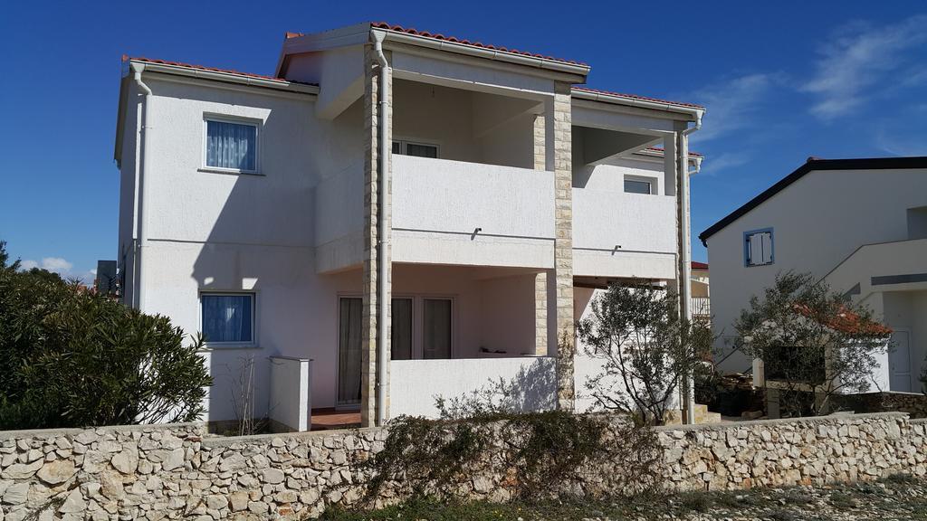 Apartments Natasa Vir Exterior foto